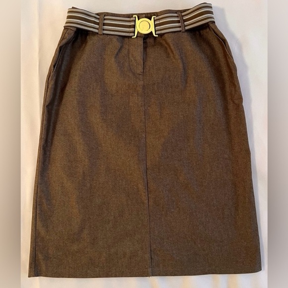 New York & Company Women’s Stretch Solid Brown Skirt with Belt Sz 4‎ - Picture 1 of 9